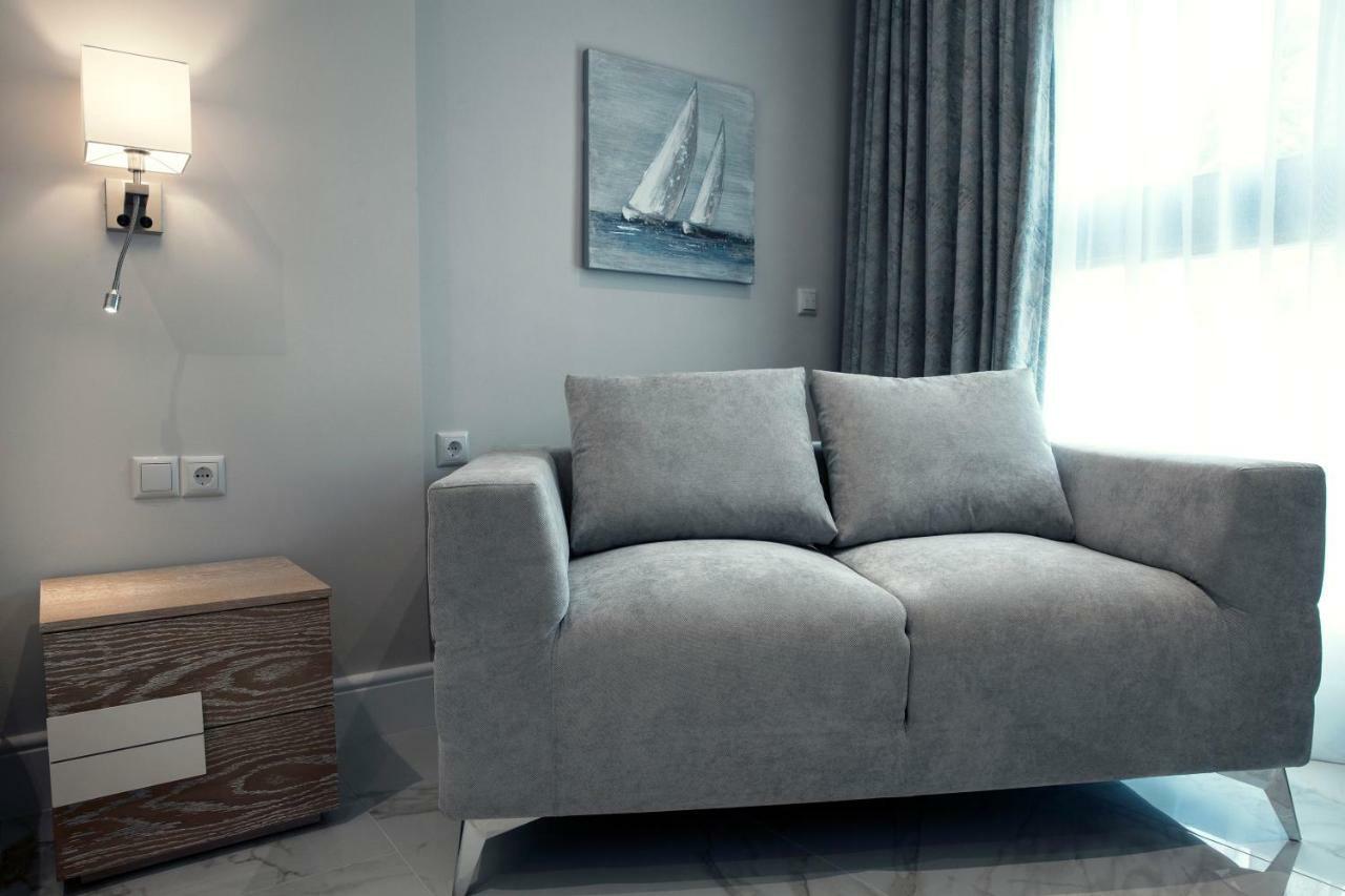 La Mer Apartments Nikíti Eksteriør bilde