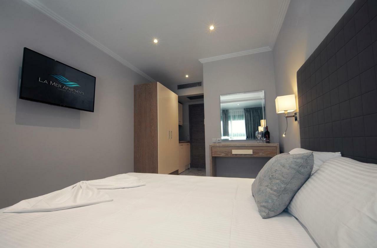 La Mer Apartments Nikíti Eksteriør bilde